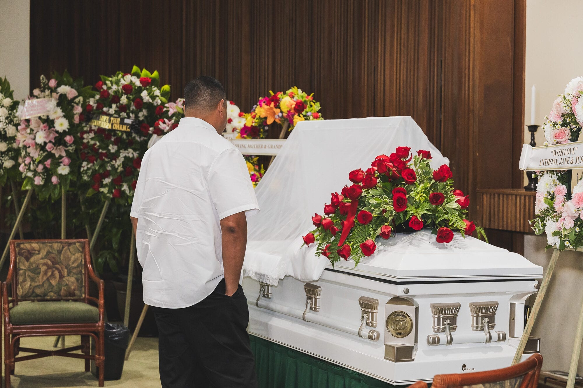 Memorial and funeral photography in Hawaii by Project Story Hawaii (2)